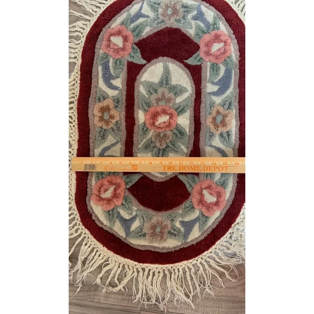 Vtg Floral Oval hand tufted Wool Rug Fringe 29 by 17 Grannycore cottage Read